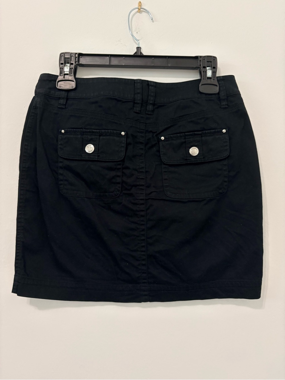 WHBM Utility Cargo Mini Skirt Sz 0 Black EUC - Picture 5 of 9